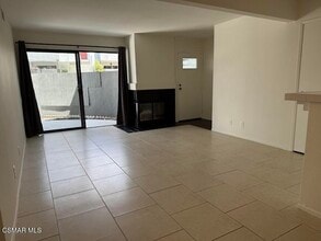 1190 Tivoli Ln in Simi Valley, CA - Building Photo - Building Photo