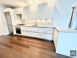 East 44th Street in New York, NY - Building Photo - Building Photo