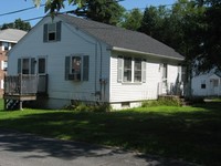 100 Washington St in Ayer, MA - Foto de edificio - Building Photo