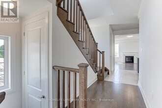 1457 Mourning Dove Ln in Pickering, ON - Building Photo - Building Photo