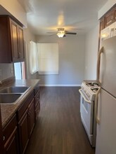 7726 University Ave, Unit E in La Mesa, CA - Building Photo - Building Photo