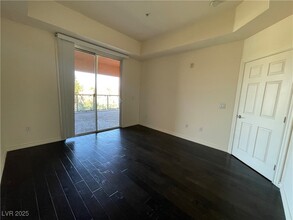27 E Agate Ave in Las Vegas, NV - Foto de edificio - Building Photo