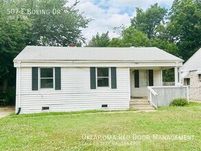 507 E Boeing Dr in Midwest City, OK - Building Photo - Building Photo