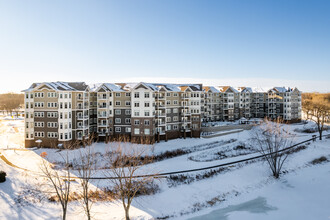 Applewood Pointe at Mississippi Crossings in Champlin, MN - Building Photo - Building Photo