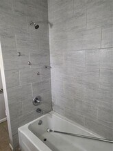 2470 Briarwood Dr in Paris, TX - Building Photo - Building Photo
