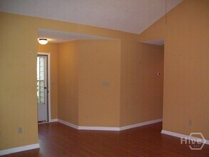 141 Wakefield Dr in Athens, GA - Foto de edificio - Building Photo