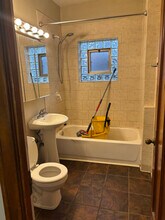 4931 W Ainslie St in Chicago, IL - Building Photo - Building Photo