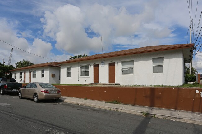 2009-2015 Division Ave