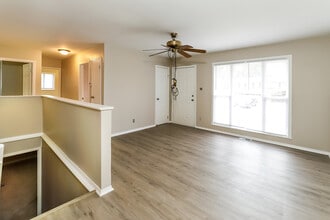 406 Caraway Pl in Lansing, KS - Building Photo - Building Photo