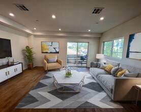 6613 Beck Ave in North Hollywood, CA - Foto de edificio - Building Photo