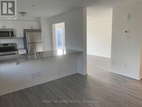 46 Squashberry Ln in Ottawa, ON - Building Photo - Building Photo