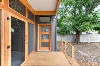 1908 Richcreek Rd in Austin, TX - Building Photo - Building Photo