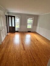 26 Pearl St in Guilford, CT - Building Photo - Building Photo