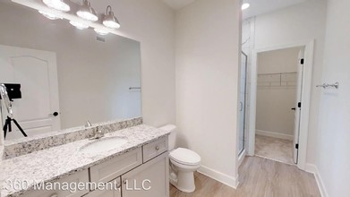 149 S Debardeleben St in Auburn, AL - Building Photo - Building Photo