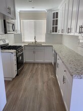 884 Moffatt Cir in Simi Valley, CA - Building Photo - Building Photo