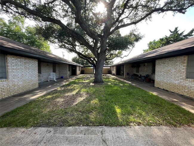 property at 912 Avenue H