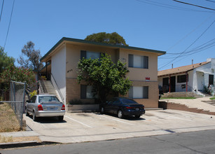 1644 Grove St in San Diego, CA - Building Photo - Building Photo