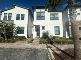 240 Villa Domani Ct in Davenport, FL - Building Photo