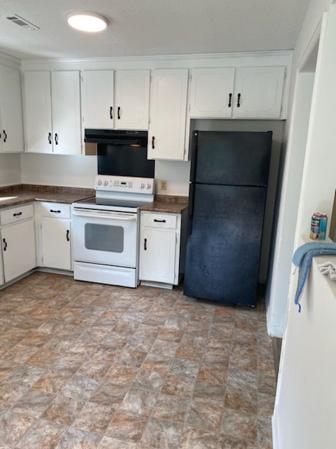 7765 Co Rd 54 in Skipperville, AL - Building Photo - Building Photo