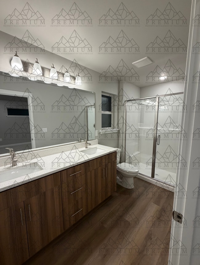 property at 1032 Warco Dr