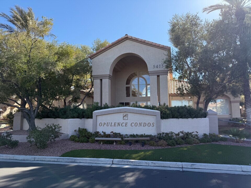 5415 W Harmon Ave, Unit 5415 W HARMON AVE in Las Vegas, NV - Foto de edificio