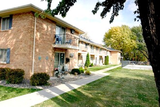 Morgan Apartments in Bloomington, MN - Building Photo - Building Photo