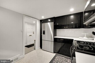 1341 27th St NW in Washington, DC - Building Photo - Building Photo
