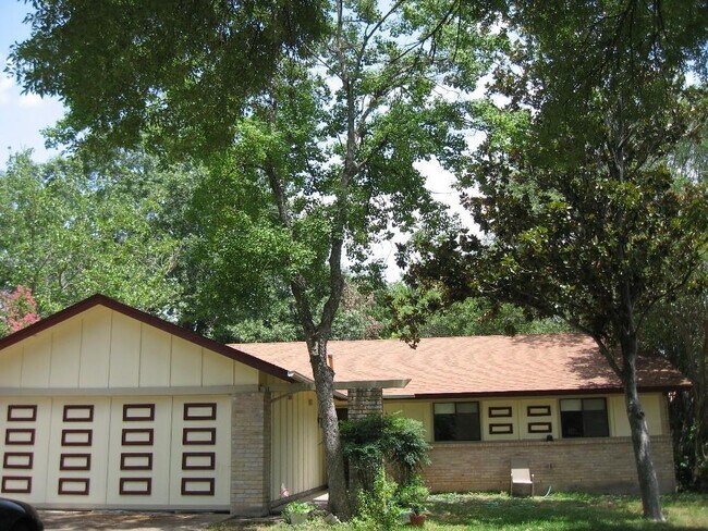 property at 514 Chihuahua Trail