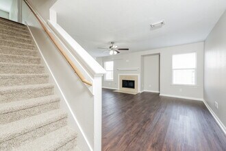 3330 Legends Mill Dr in Spring, TX - Building Photo - Building Photo