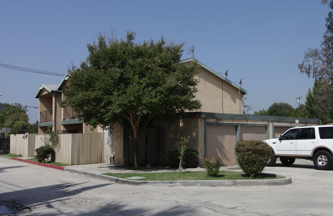 3159 Spring Garden St in Riverside, CA - Foto de edificio - Building Photo