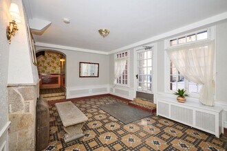 1112 Grove St in Evanston, IL - Building Photo - Building Photo