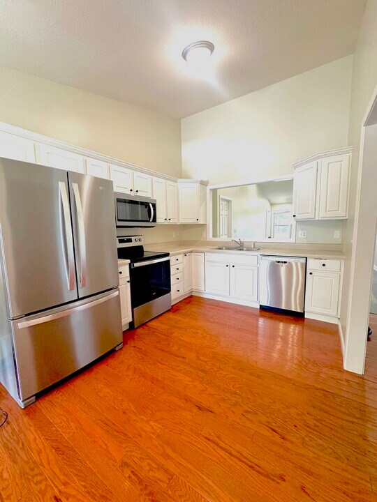824 Sedgegrass Dr in Champaign, IL - Building Photo