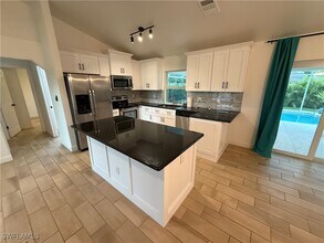 631 SW 12th St in Cape Coral, FL - Building Photo - Building Photo