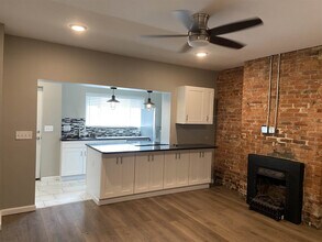 231 E 6th St-Unit -#1 in Newport, KY - Foto de edificio - Building Photo