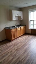 1864 Seneca St, Unit 2 in Buffalo, NY - Foto de edificio - Building Photo