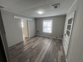 3581 Fairmont Ave in Memphis, TN - Foto de edificio - Building Photo