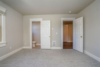 Alberta in Tacoma, WA - Building Photo - Building Photo