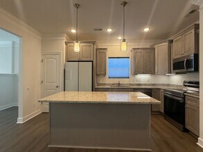 537 Earl St in Norfolk, VA - Building Photo - Building Photo