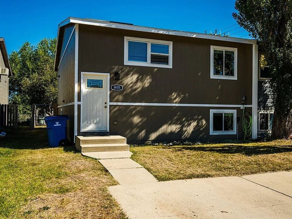 1405 Ridgeway Ave in Sheridan, WY - Building Photo