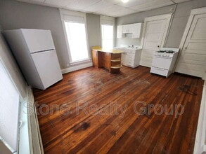 1527 Ohio St in Terre Haute, IN - Building Photo - Building Photo