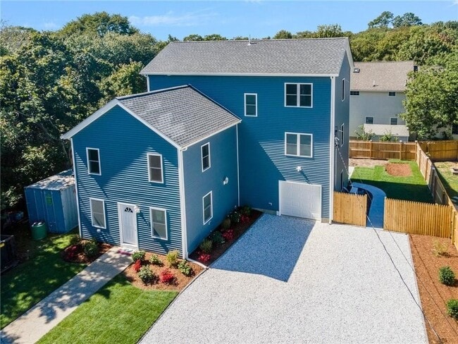 property at 21 Ashbrook Rd