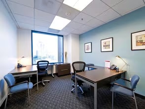 111 W Ocean Blvd in Long Beach, CA - Building Photo - Building Photo