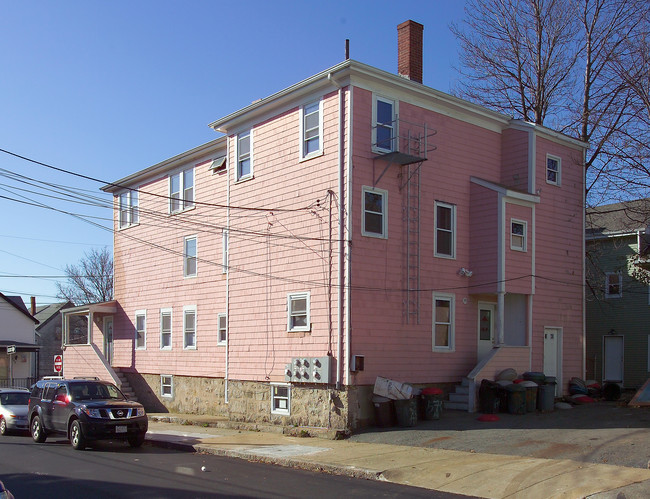 228 Franklin St in Fall River, MA - Building Photo - Building Photo