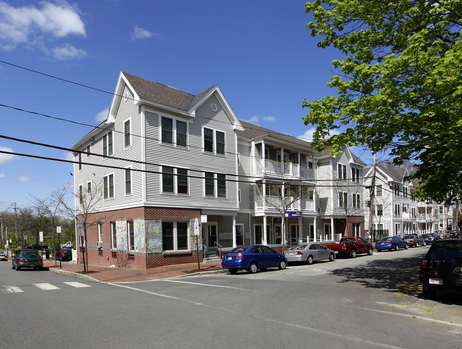 85 Grant St in Portland, ME - Building Photo