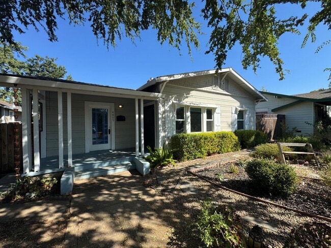 property at 4809 10th Ave