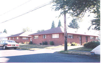 10920 SE 29th Ave Apartments