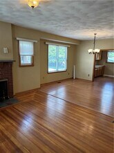 972 Reservoir Ave in Cranston, RI - Building Photo - Building Photo