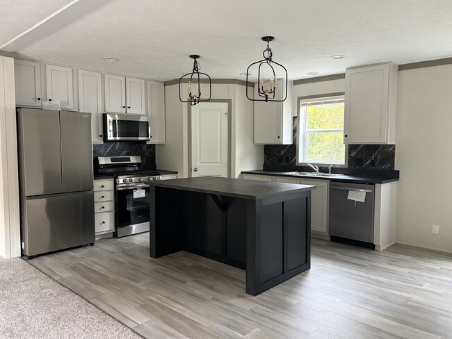 property at 3211 Willow Ln