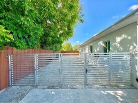 154 NW 62nd St in Miami, FL - Building Photo
