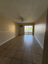 18707 NE 2nd Ave in Miami, FL - Building Photo - Building Photo